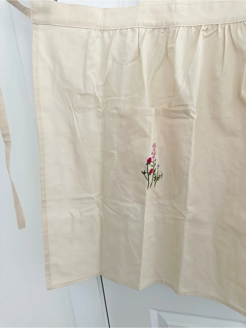Floral Hand-Embroidered Cream Apron Wildflower Garden / Bee Motif - Gifts